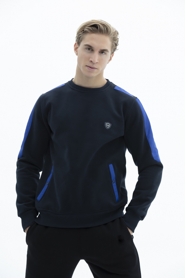 Lelyan sweater